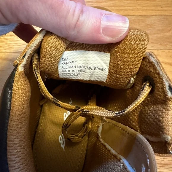 Eddie Bauer Boots - Picture 2 of 2